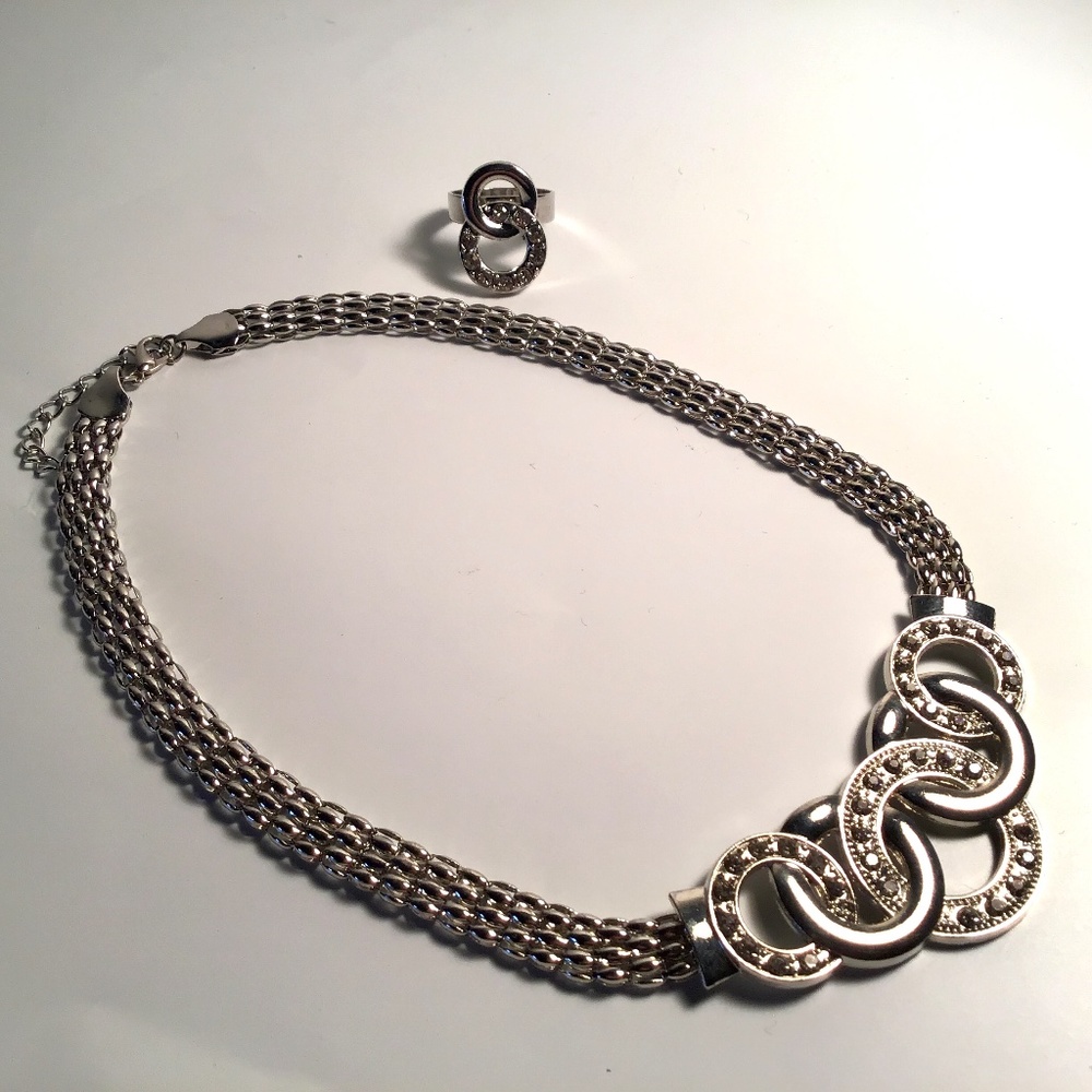 Necklace And Ring Set Silver Tone